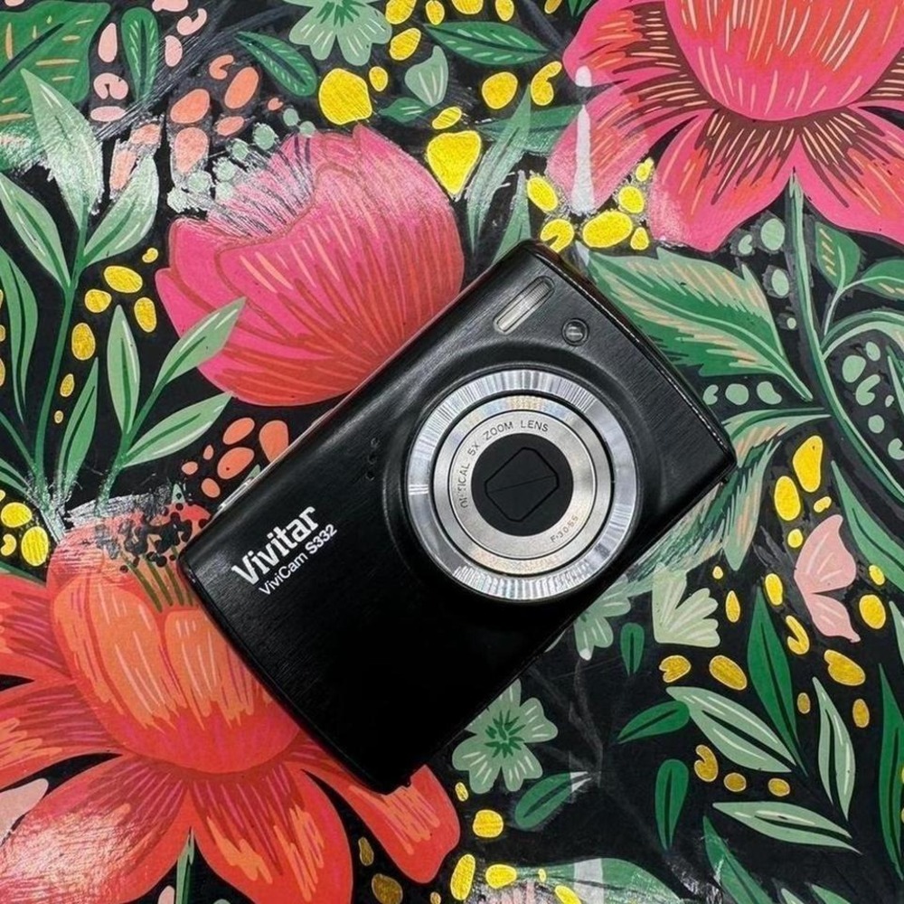 Vivitar ViviCam S332 – 10.1MP Digital Point-and-Shoot Camera